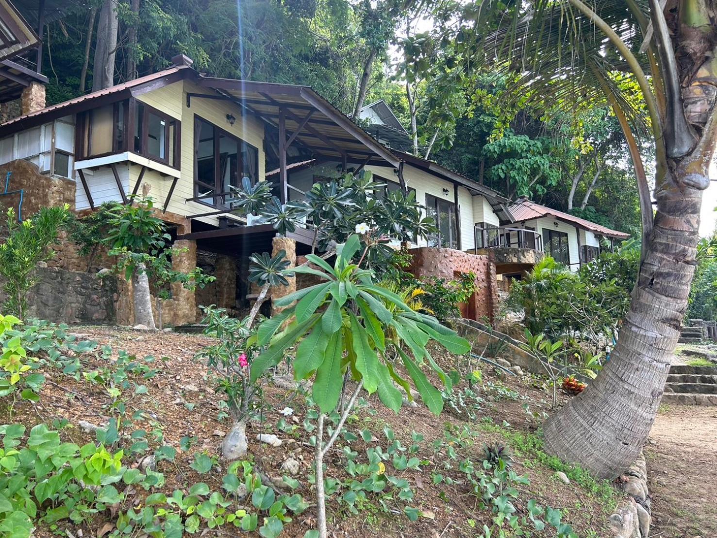 Phi Phi Private Beach Resort Экстерьер фото