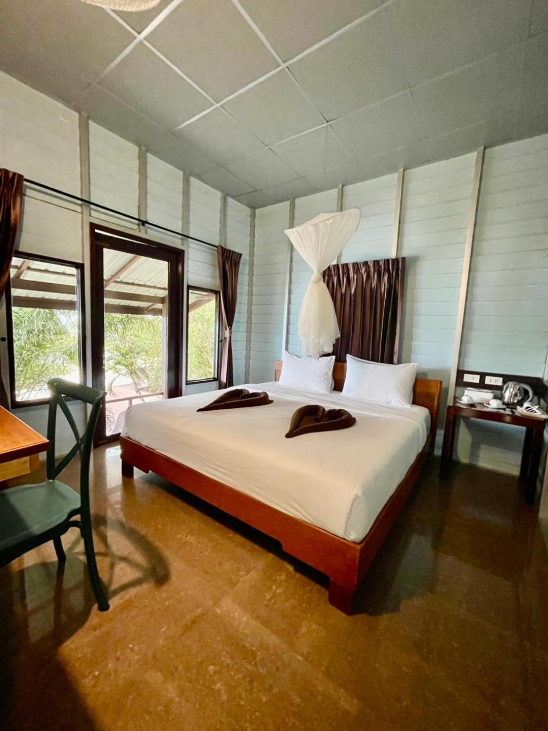 Phi Phi Private Beach Resort Экстерьер фото
